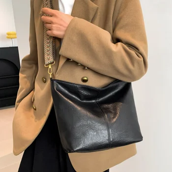 Класическа чанта през рамо от изкуствена кожа, однотонная дамска чанта-месинджър голям капацитет, чанта през рамо с геометричен каишка