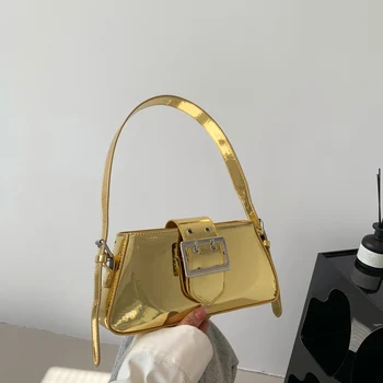 Дамски чанта през рамо с луксозен капак на марката, тенденцията за дамски дизайнерски чанти и портмонета от светла кожа, малки чанти през рамо.