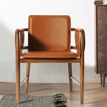 Просто бяло восъчни дървено седло, кожен обяд стол за малки домашна употреба, стол от масивно дърво, скандинавски естествено дърво кафе цвят